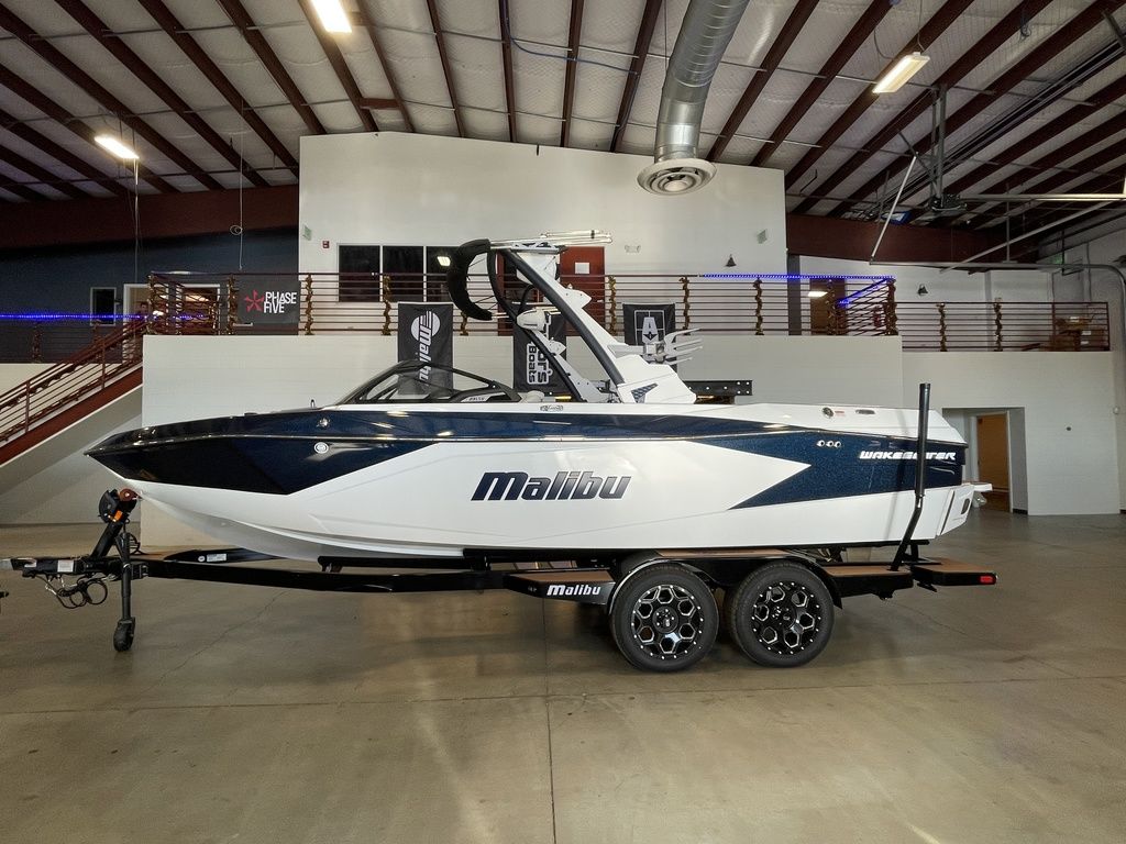 boat.Title