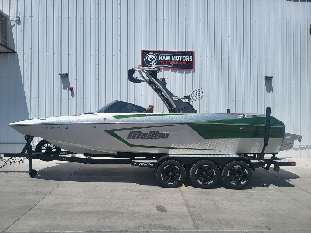 2021 Malibu Boats 24 MXZ