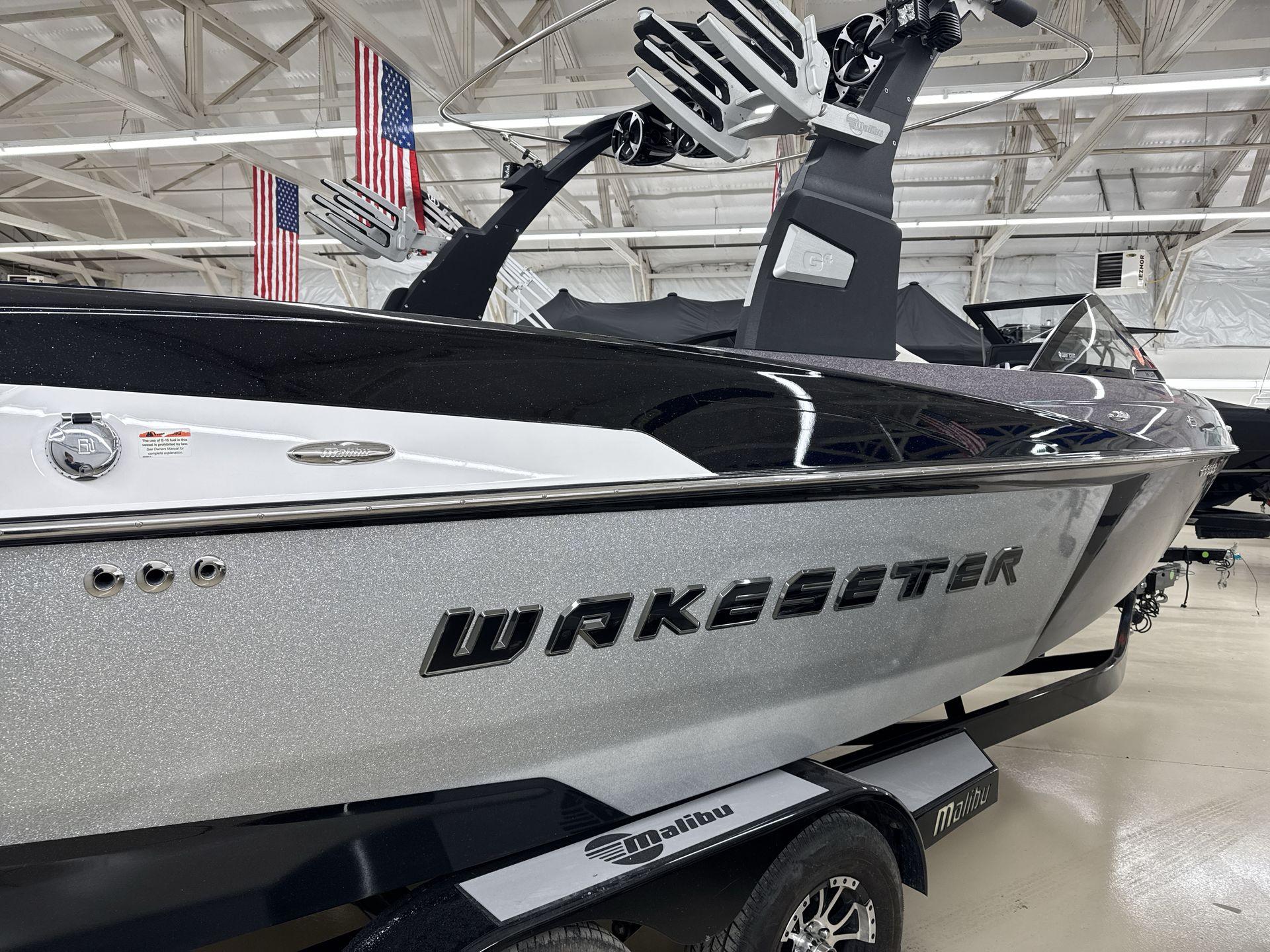 2016 Malibu 25 LSV