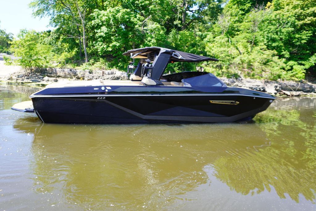 2025 Nautique Super Air Nautique G25