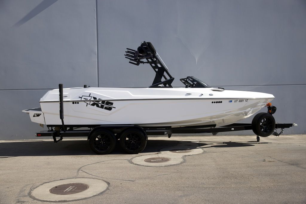 2019 Axis Wake Research T23