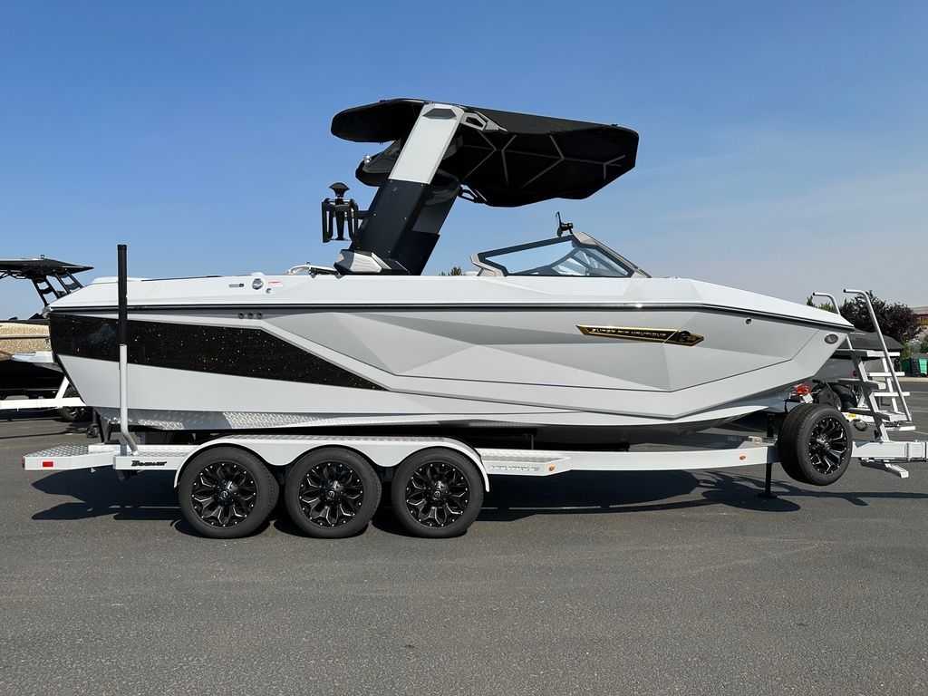 boat.Title