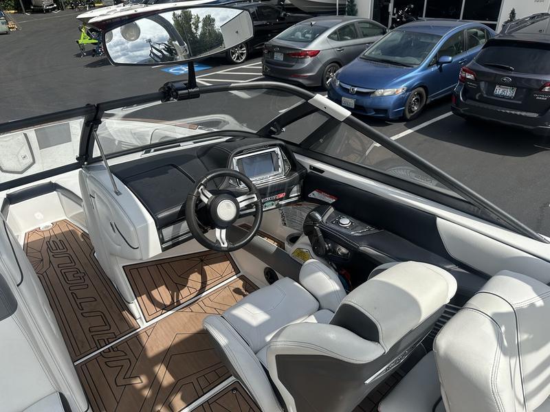 2016 Nautique G23