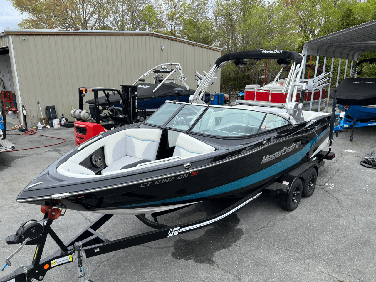 2021 MasterCraft XT23