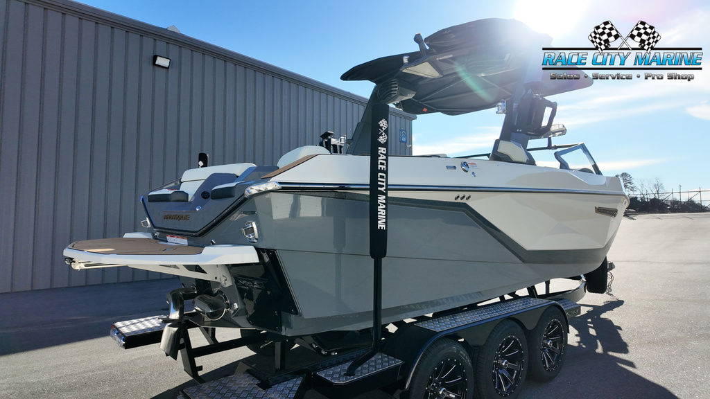 2025 Nautique G23