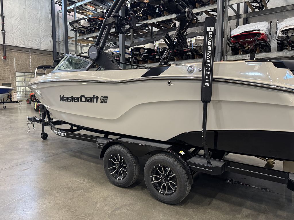 2025 MasterCraft XT23