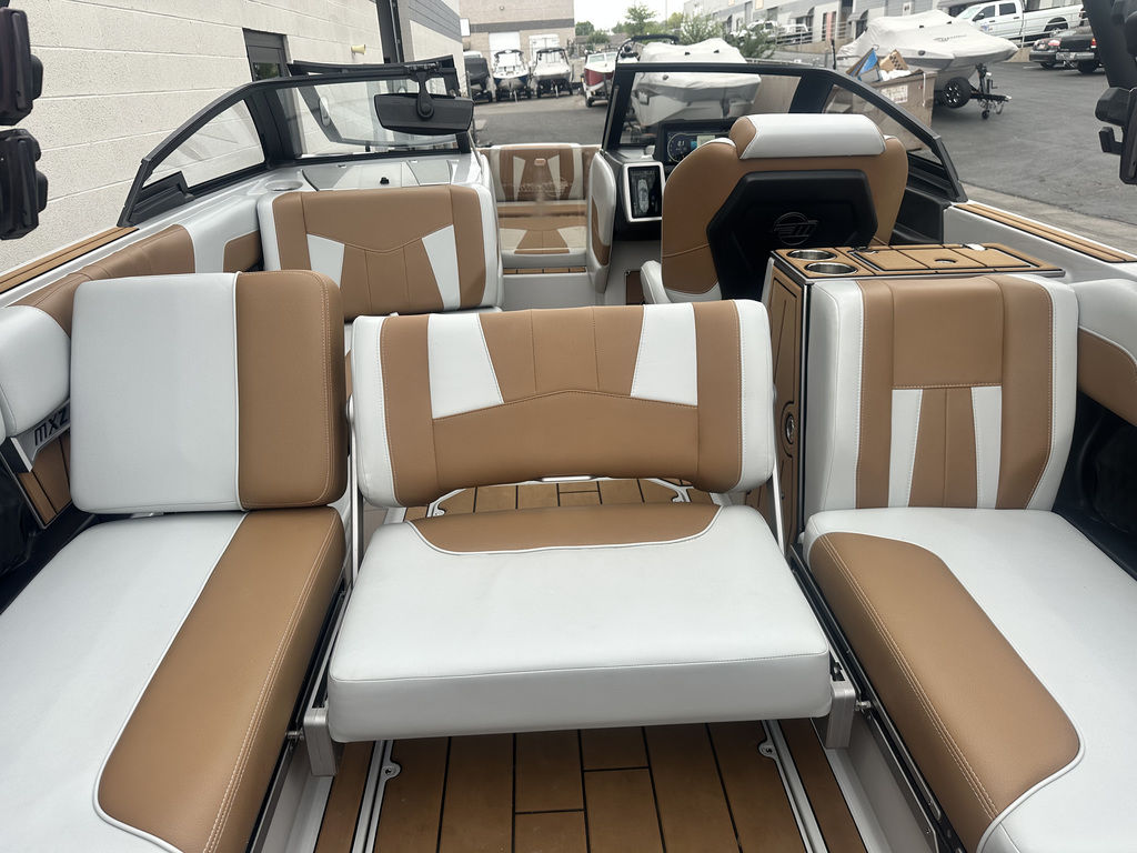 2022 Malibu Boats 24 MXZ