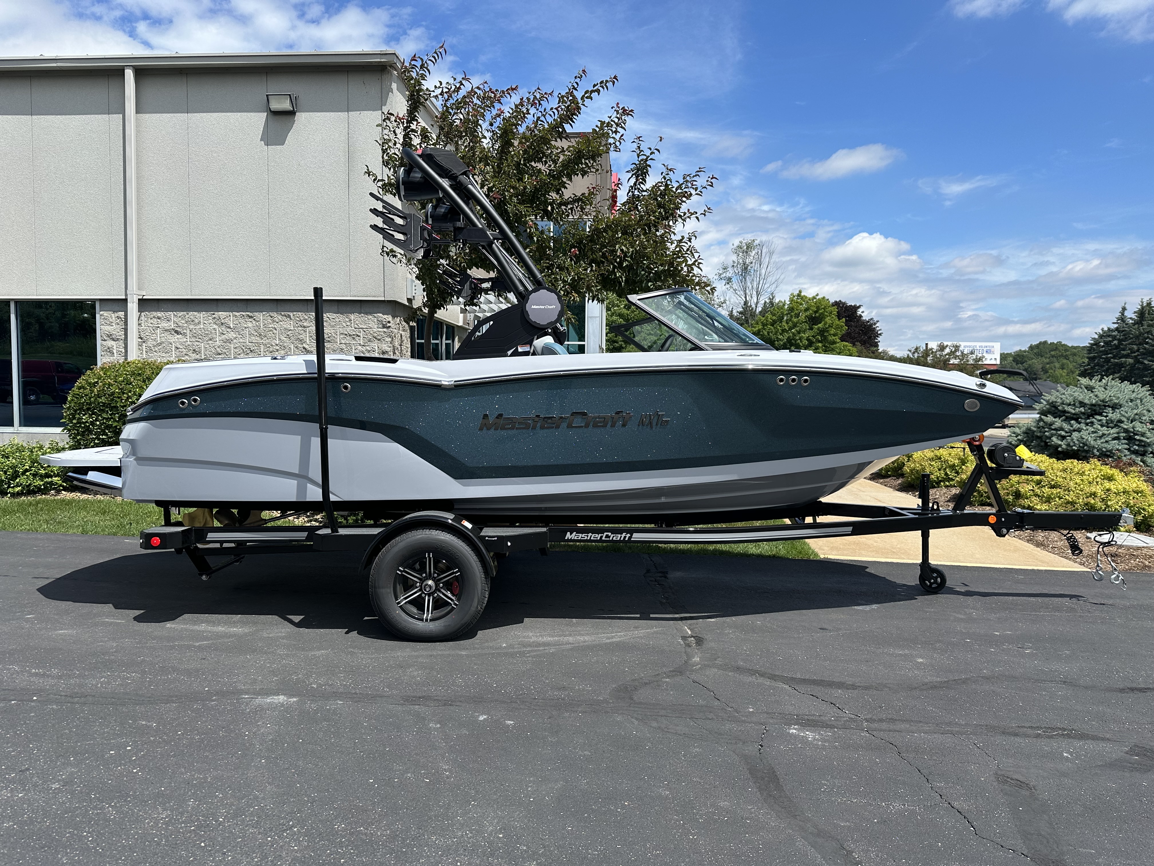 boat.Title