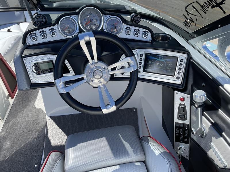 2016 MasterCraft X23