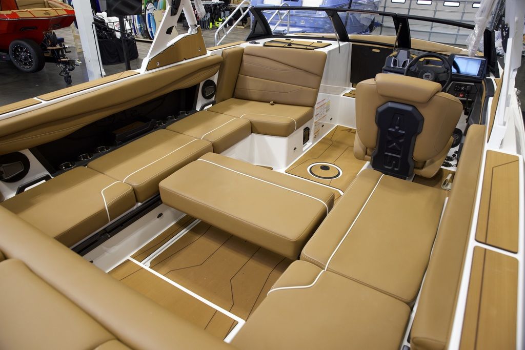 2025 Axis Wake Research A225
