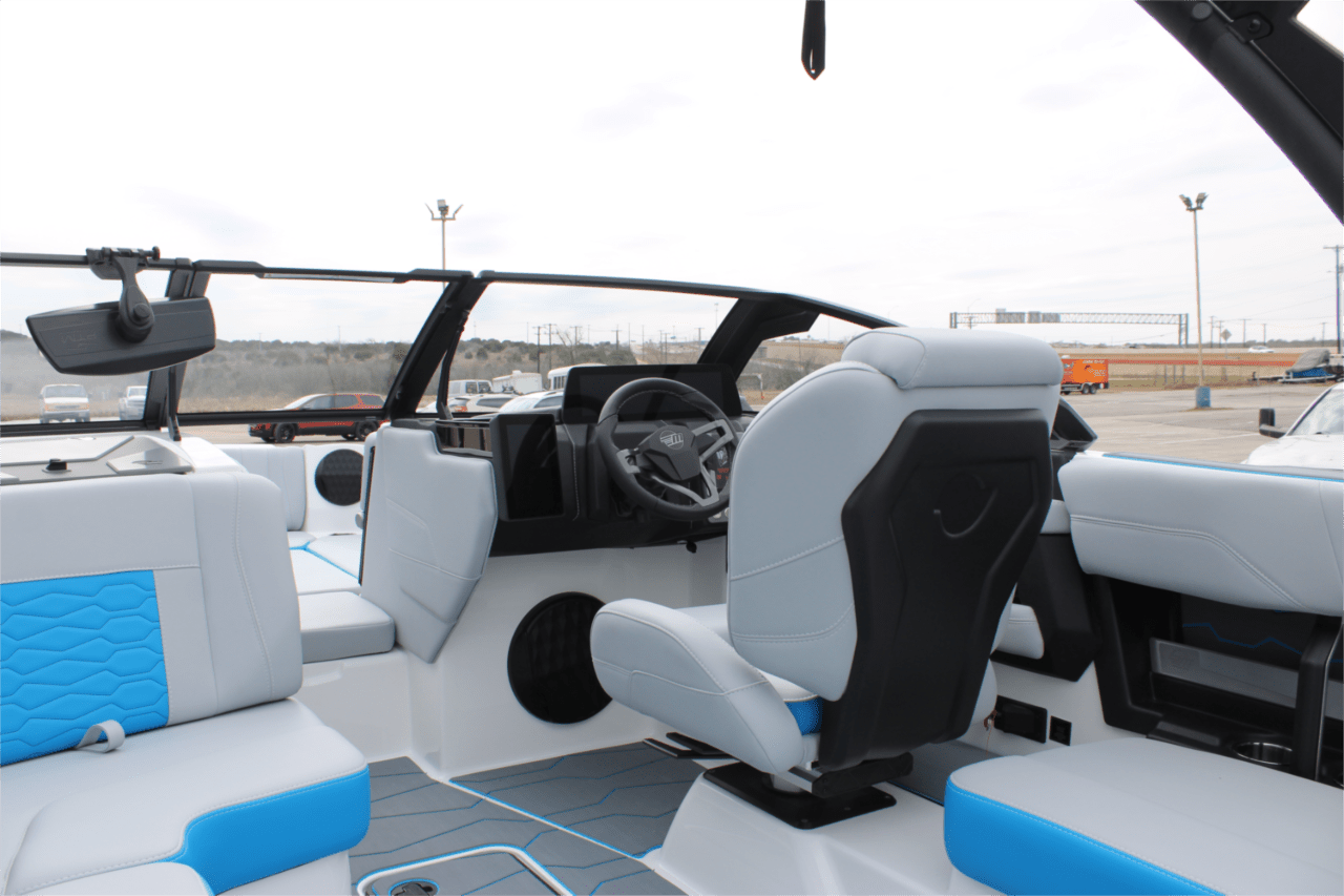 2025 Malibu 22 MXZ