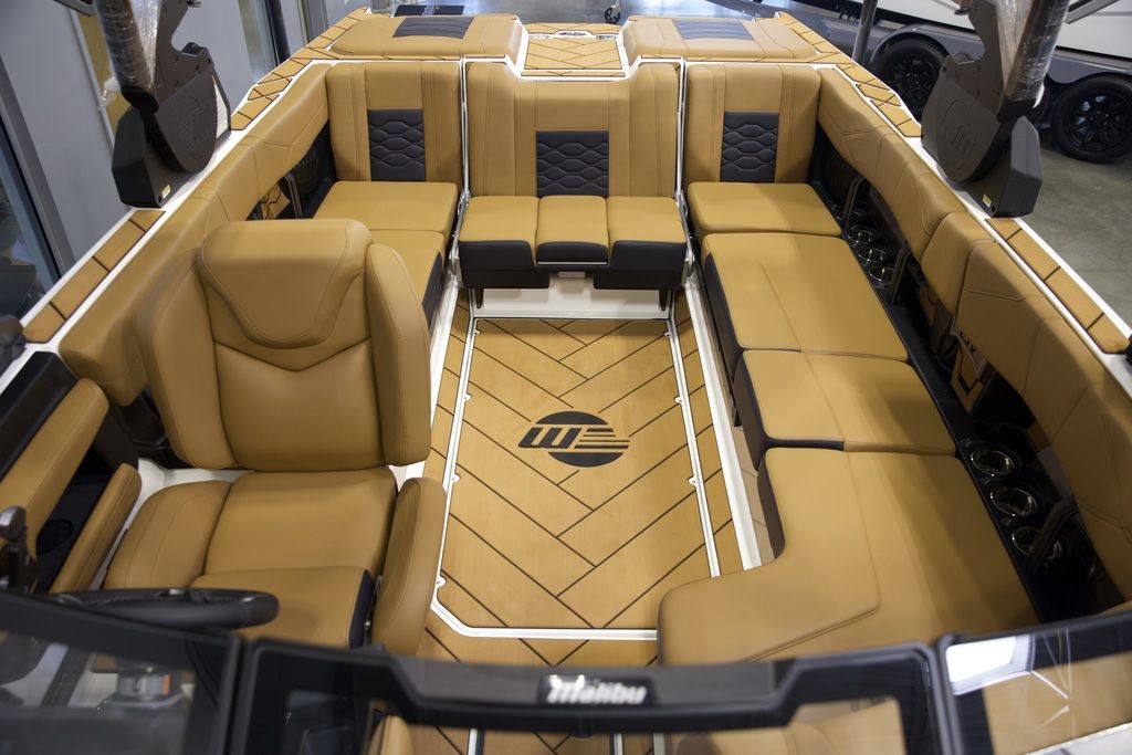 2025 Malibu Boats 23 LSV