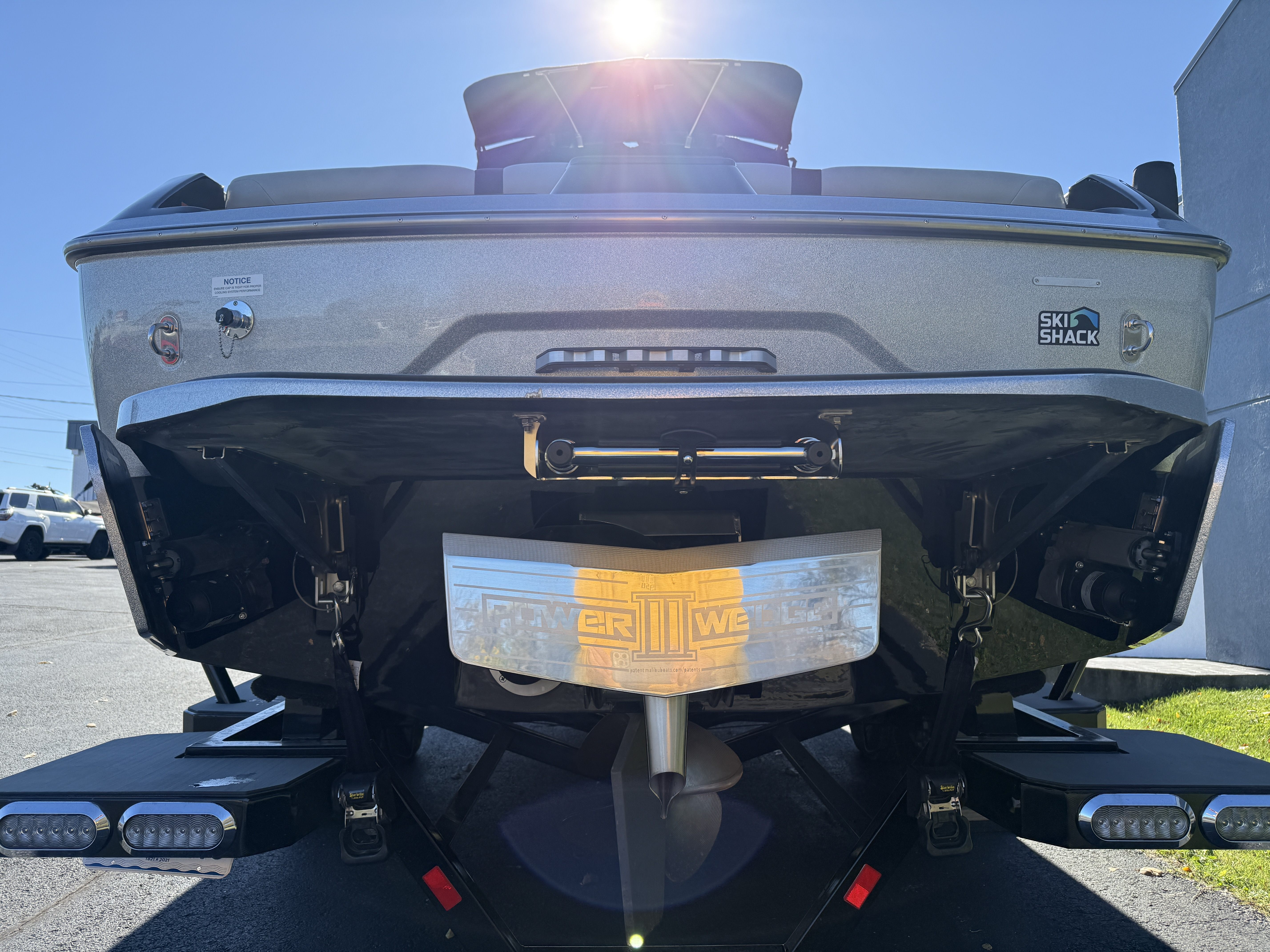 2021 Axis A24