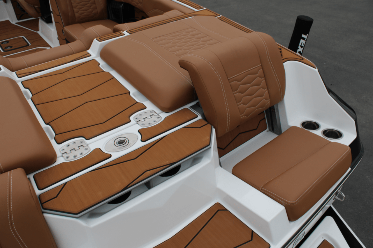 2025 Malibu 24 MXZ