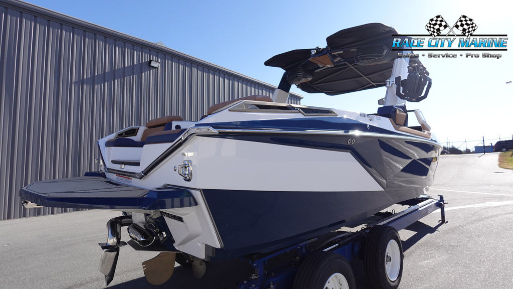 2022 Nautique P25