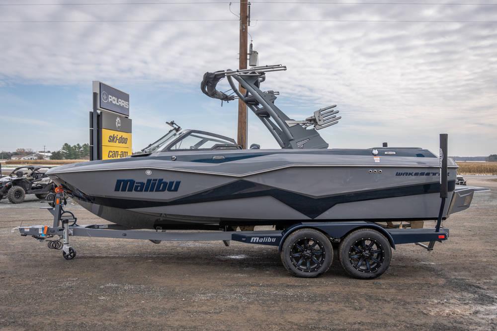 2023 Malibu Wakesetter 22 LSV