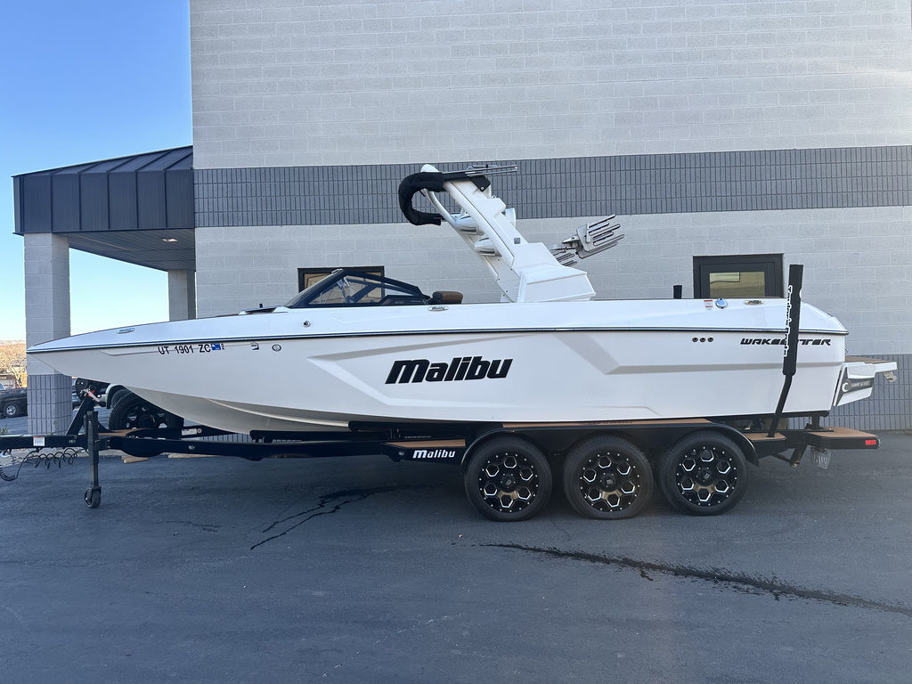 boat.Title