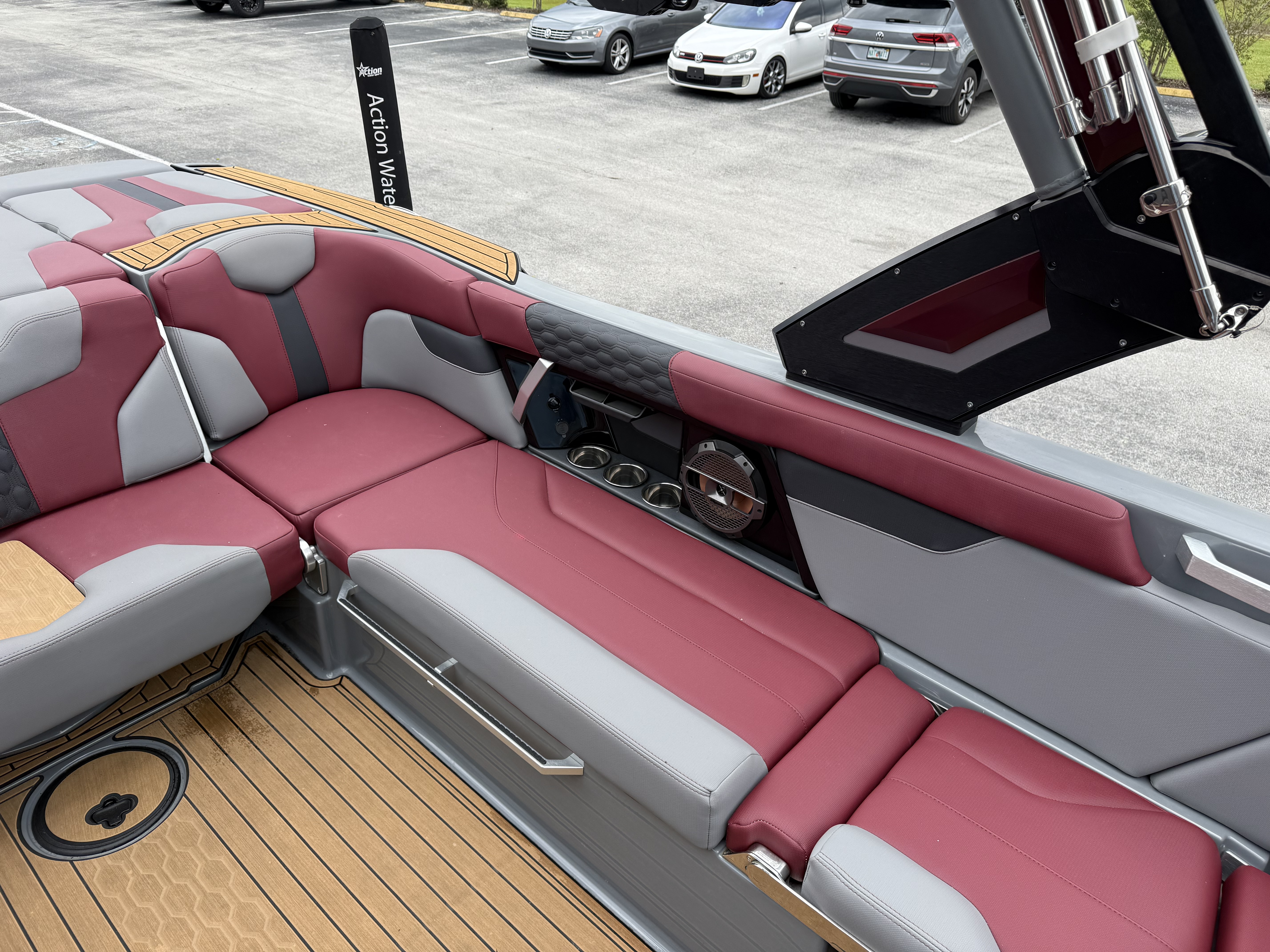 2022 MasterCraft XT24
