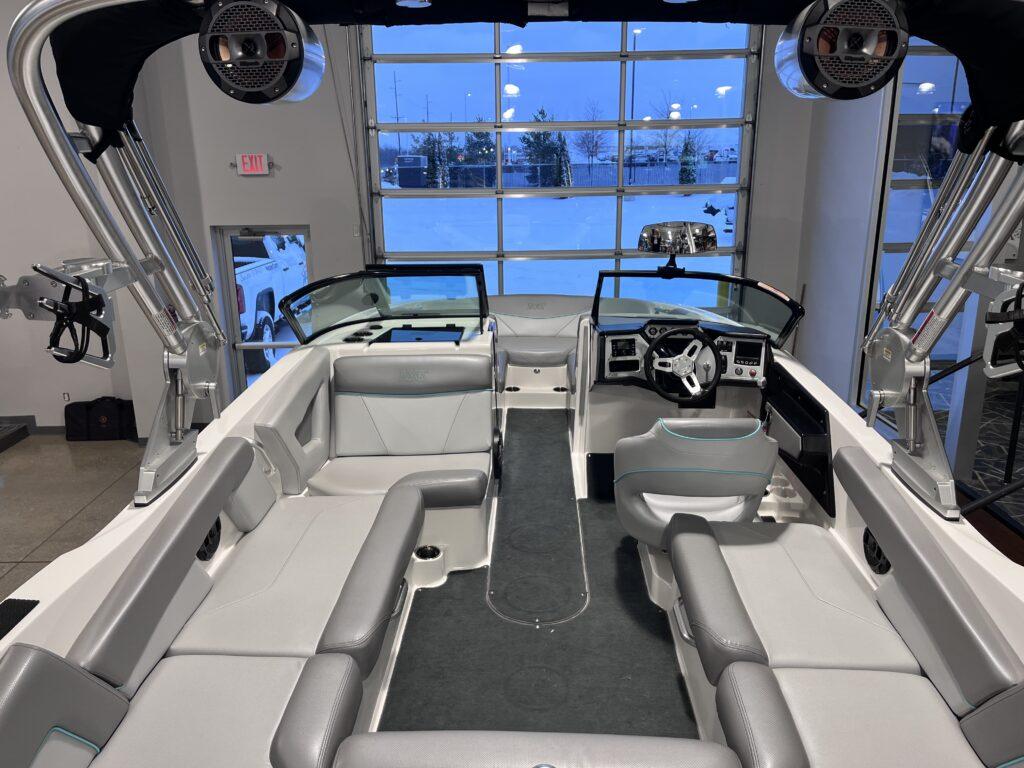 2019 MasterCraft NXT22