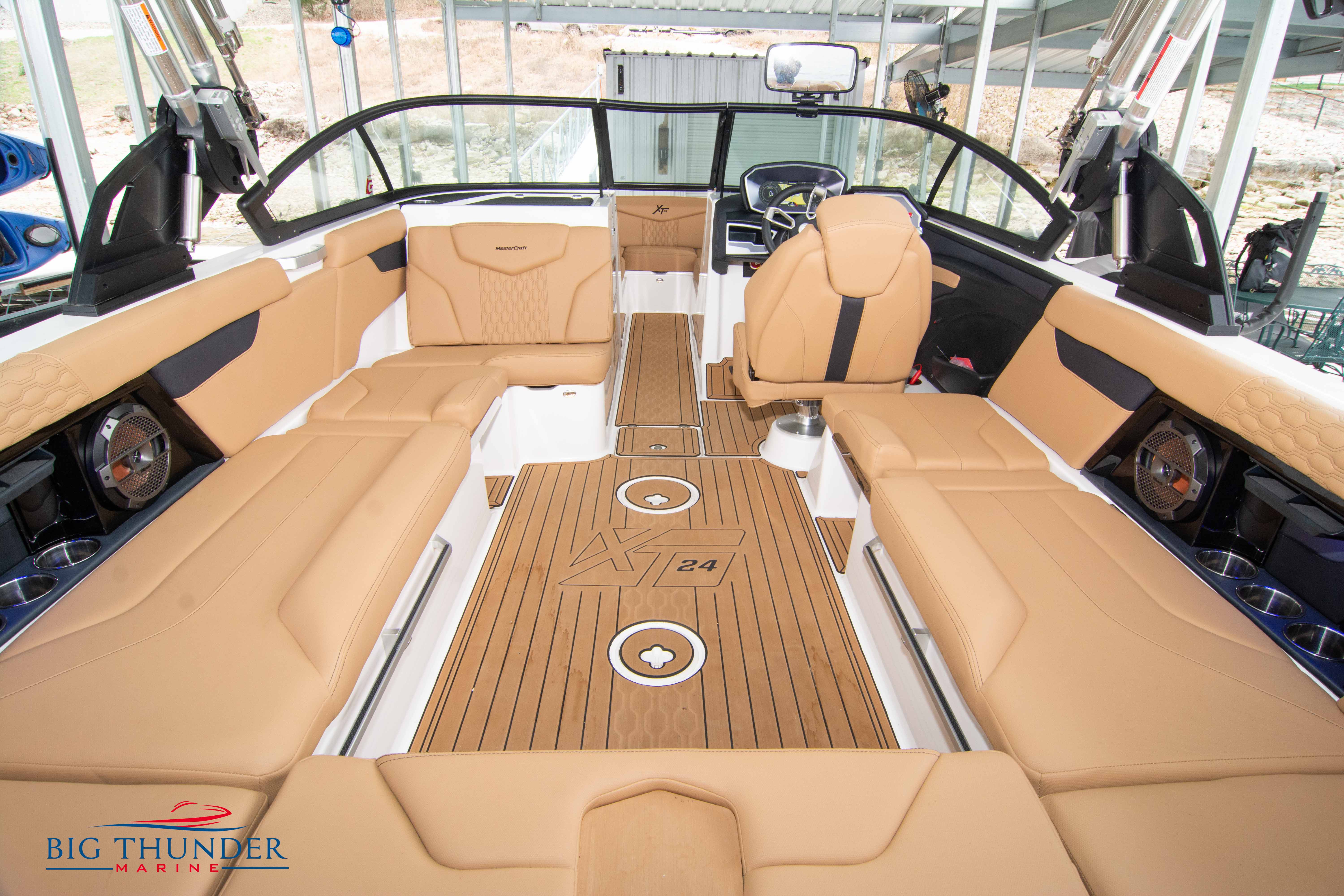 2022 Mastercraft XT24