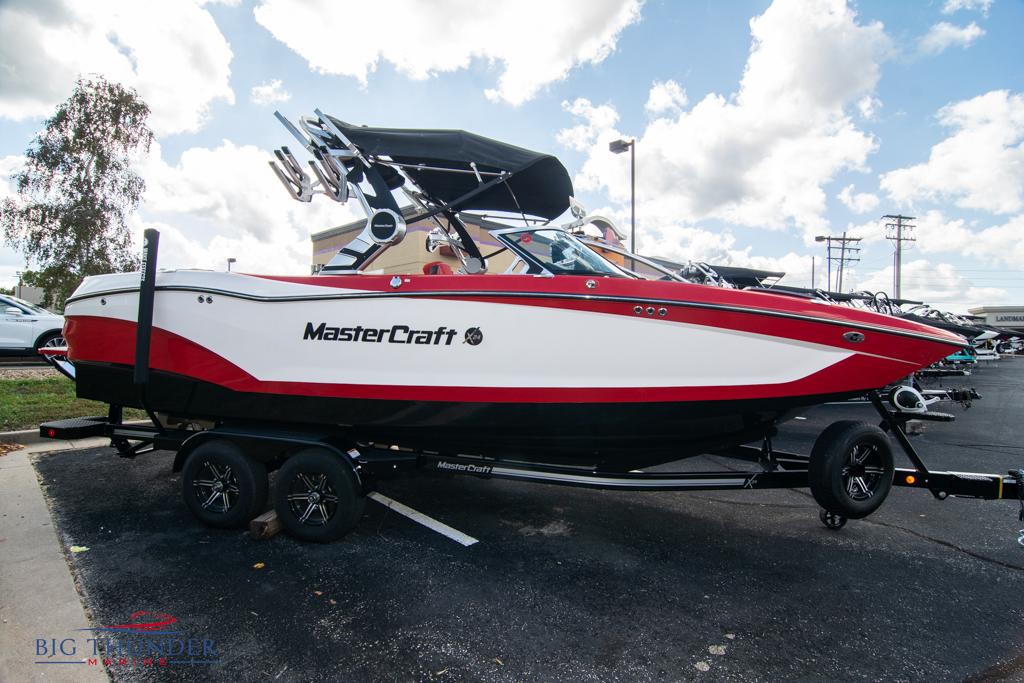 2021 Mastercraft X24
