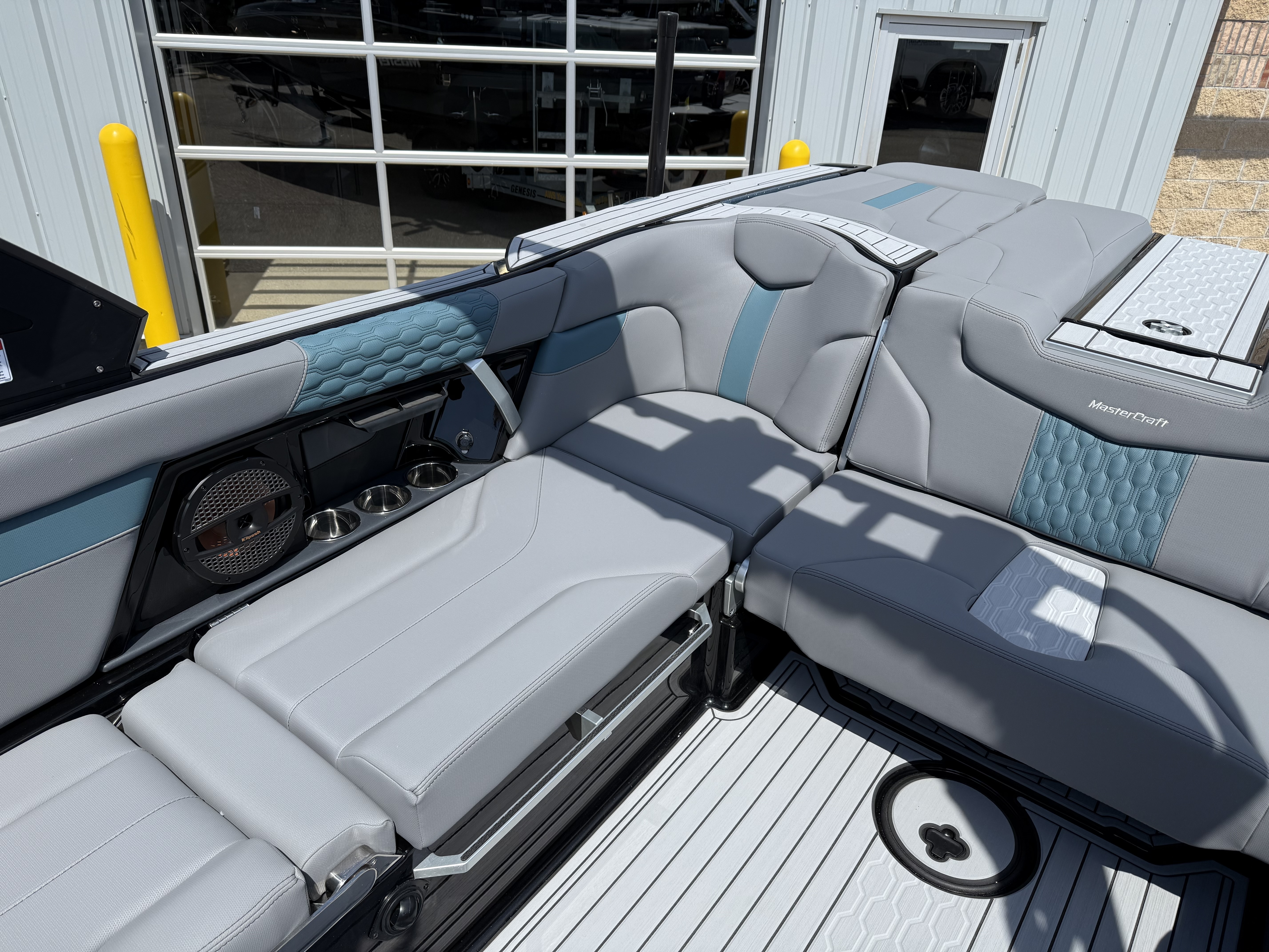 2025 MasterCraft XT24