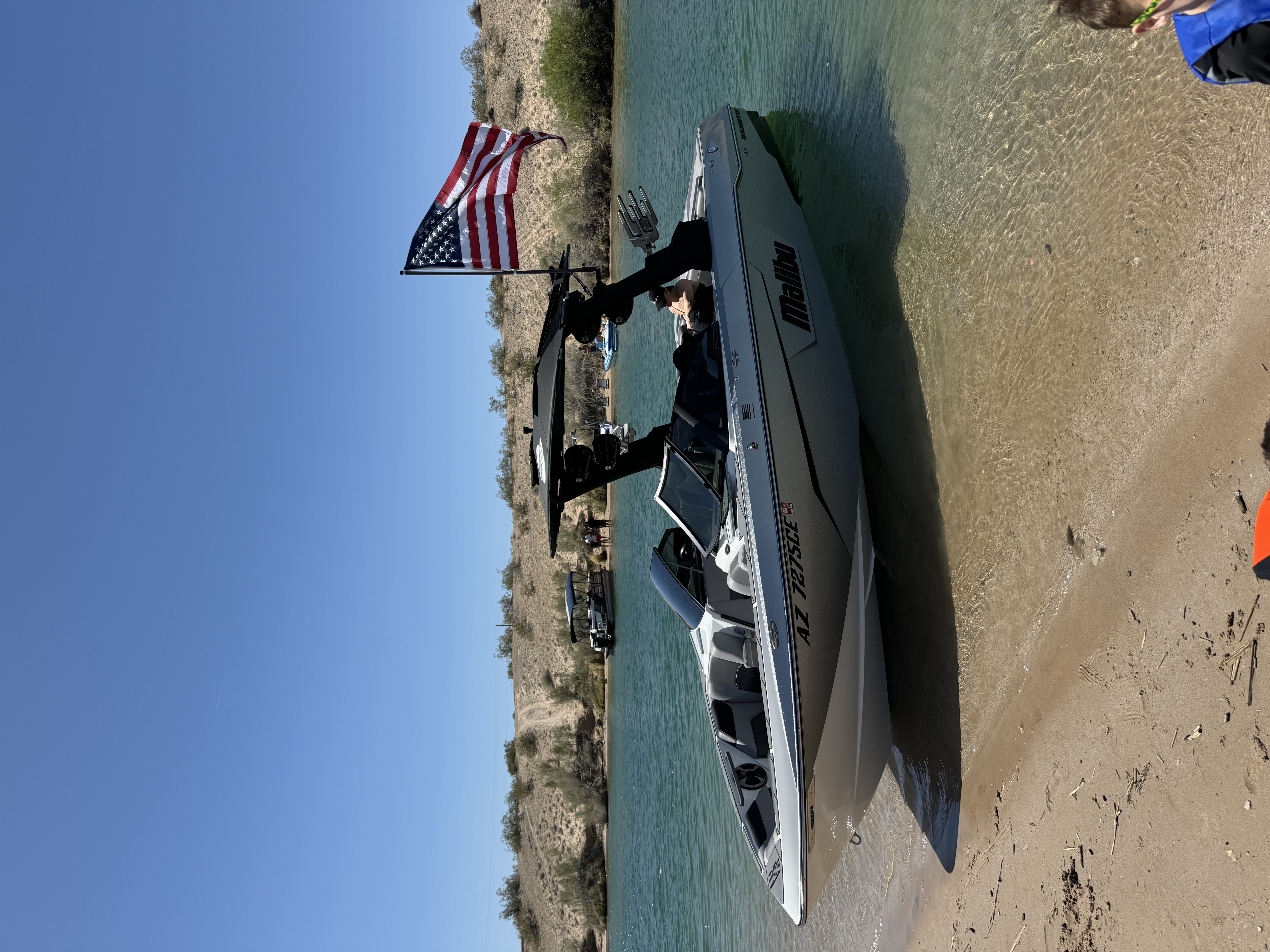 2021 Malibu Wakesetter 25 LSV