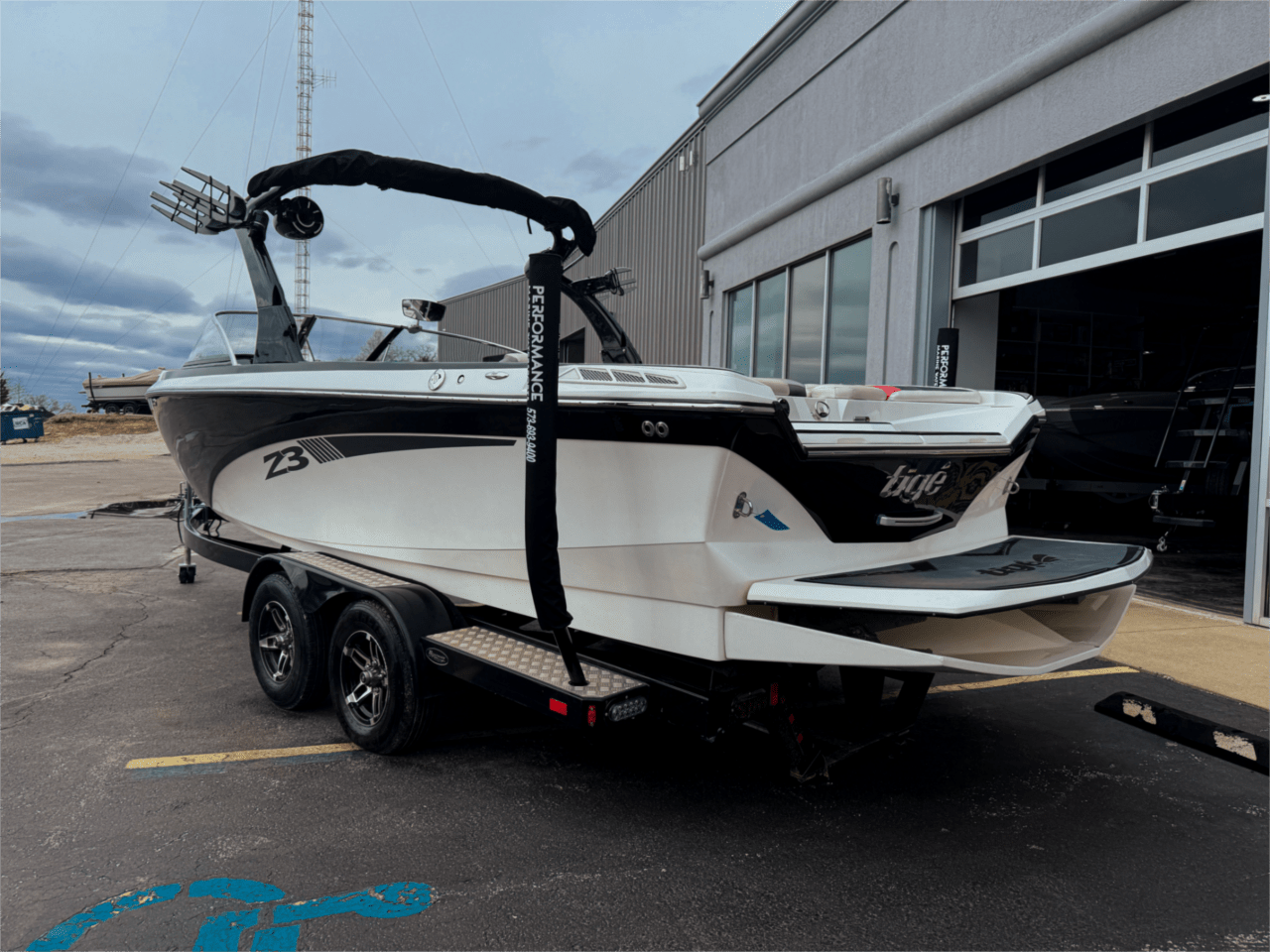 2013 TIGE Z3 BLACK AND WHITE CLASSIC SURF READY!!!