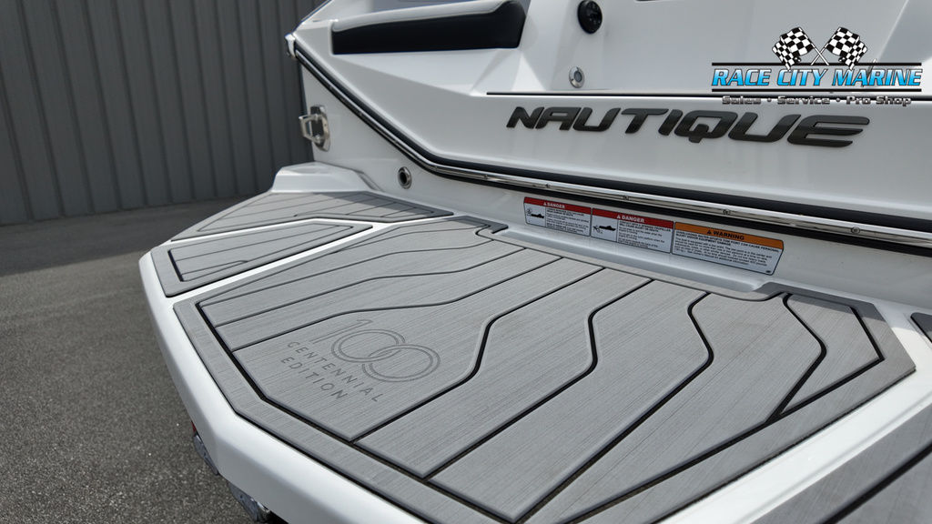 2025 Nautique G21