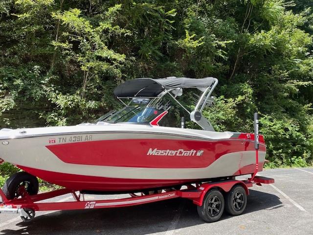2023 MasterCraft XT22 Icon