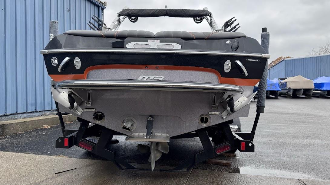 2015 MB SPORTS B52 23′