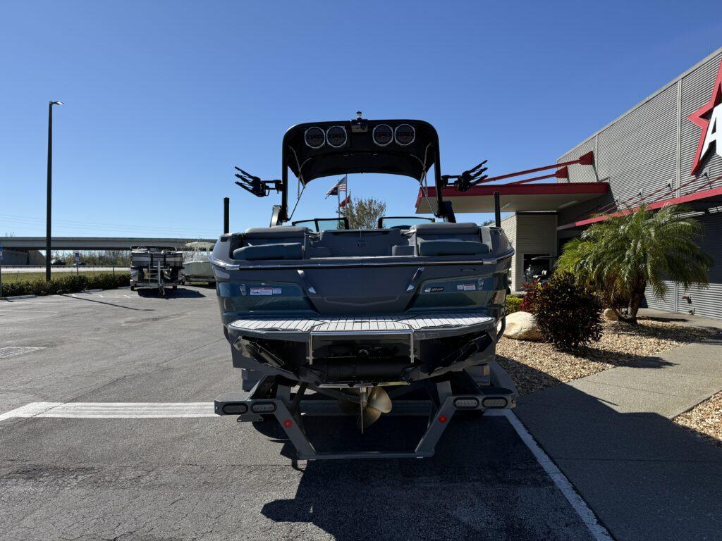 2025 MasterCraft X24