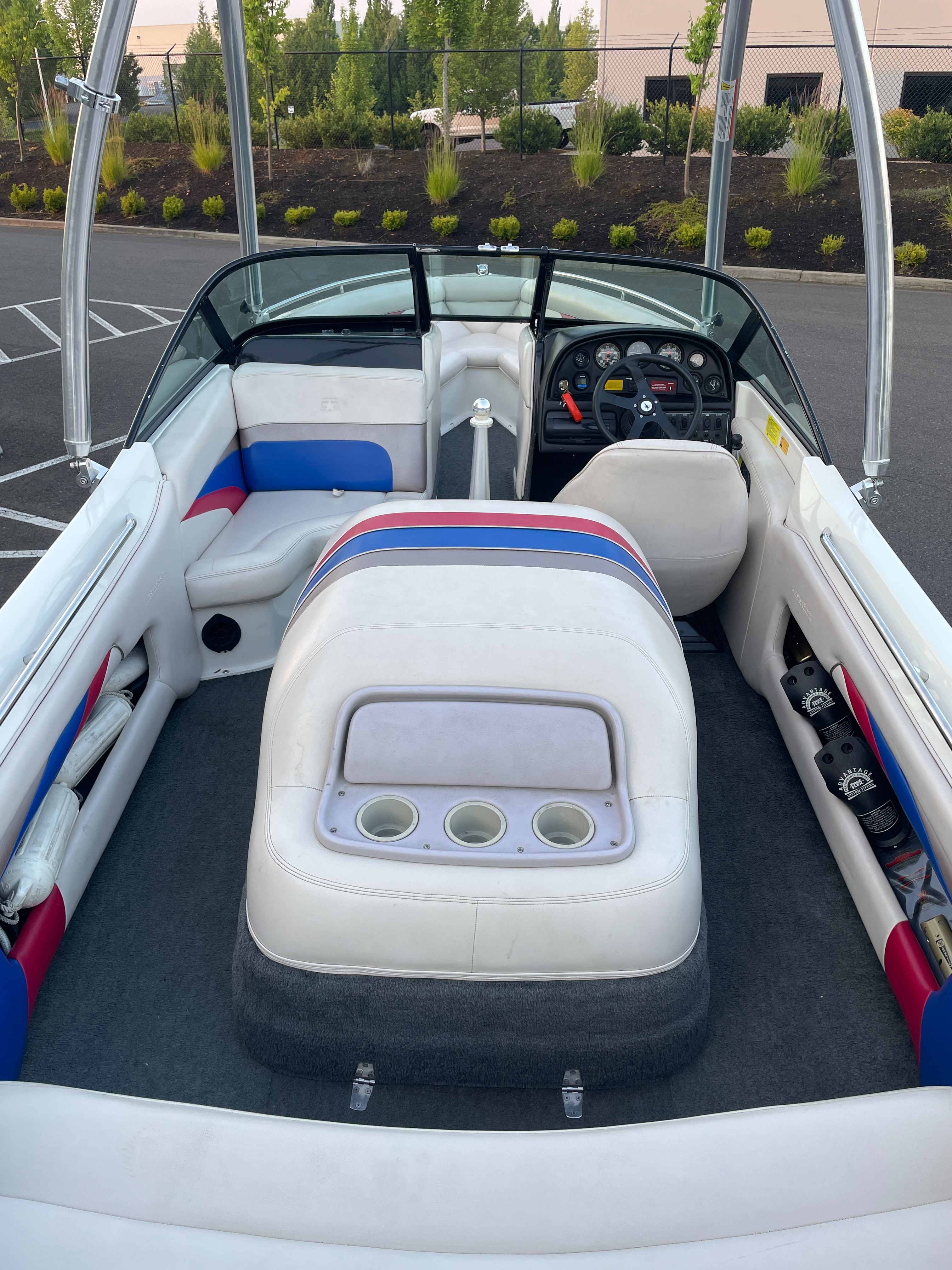 1995 Mastercraft Prostar 205