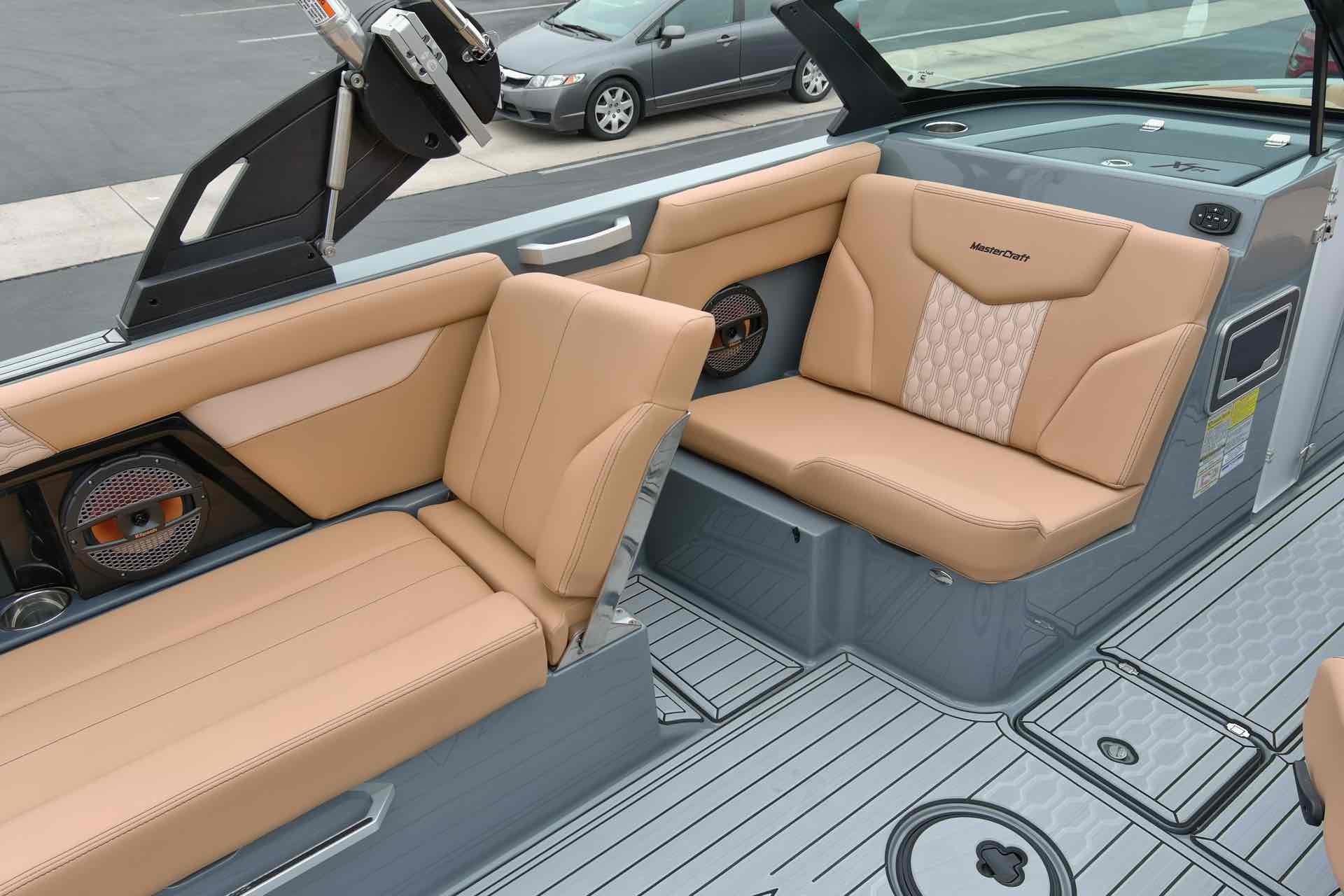2024 MasterCraft XT24