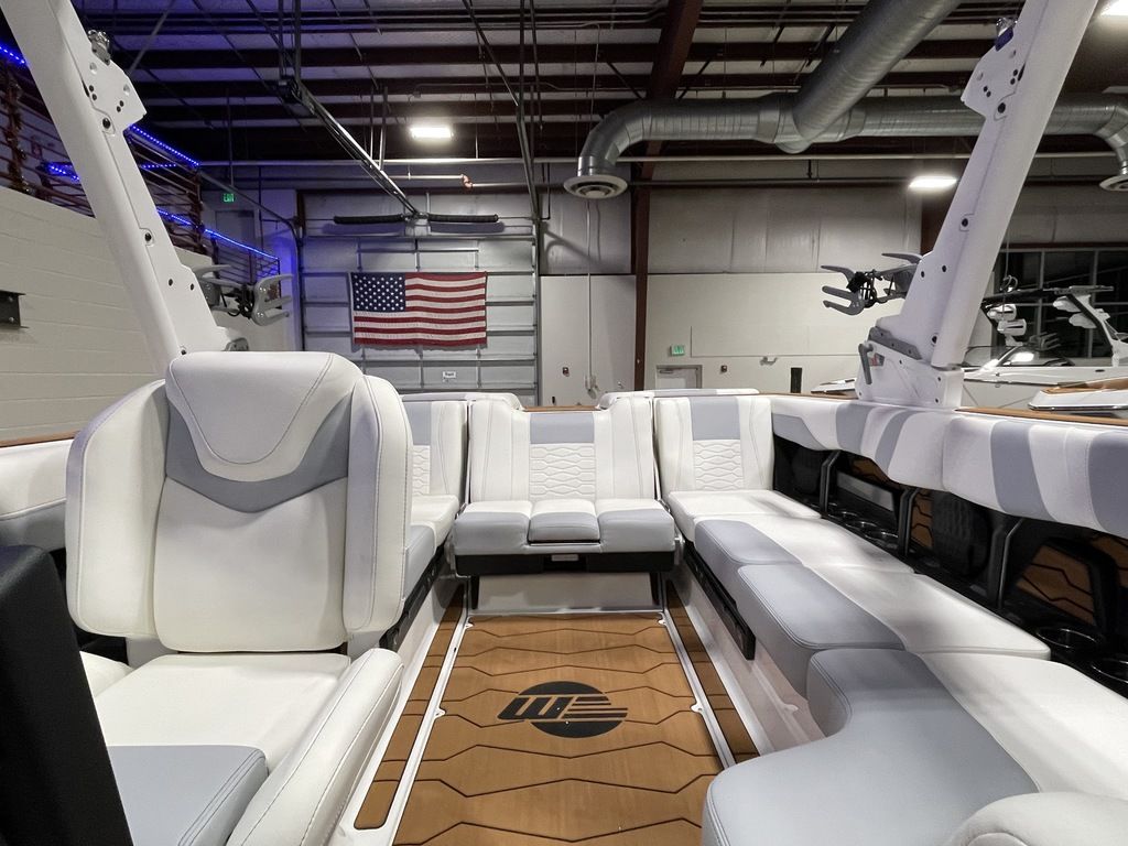 2025 Malibu Boats 23 MXZ