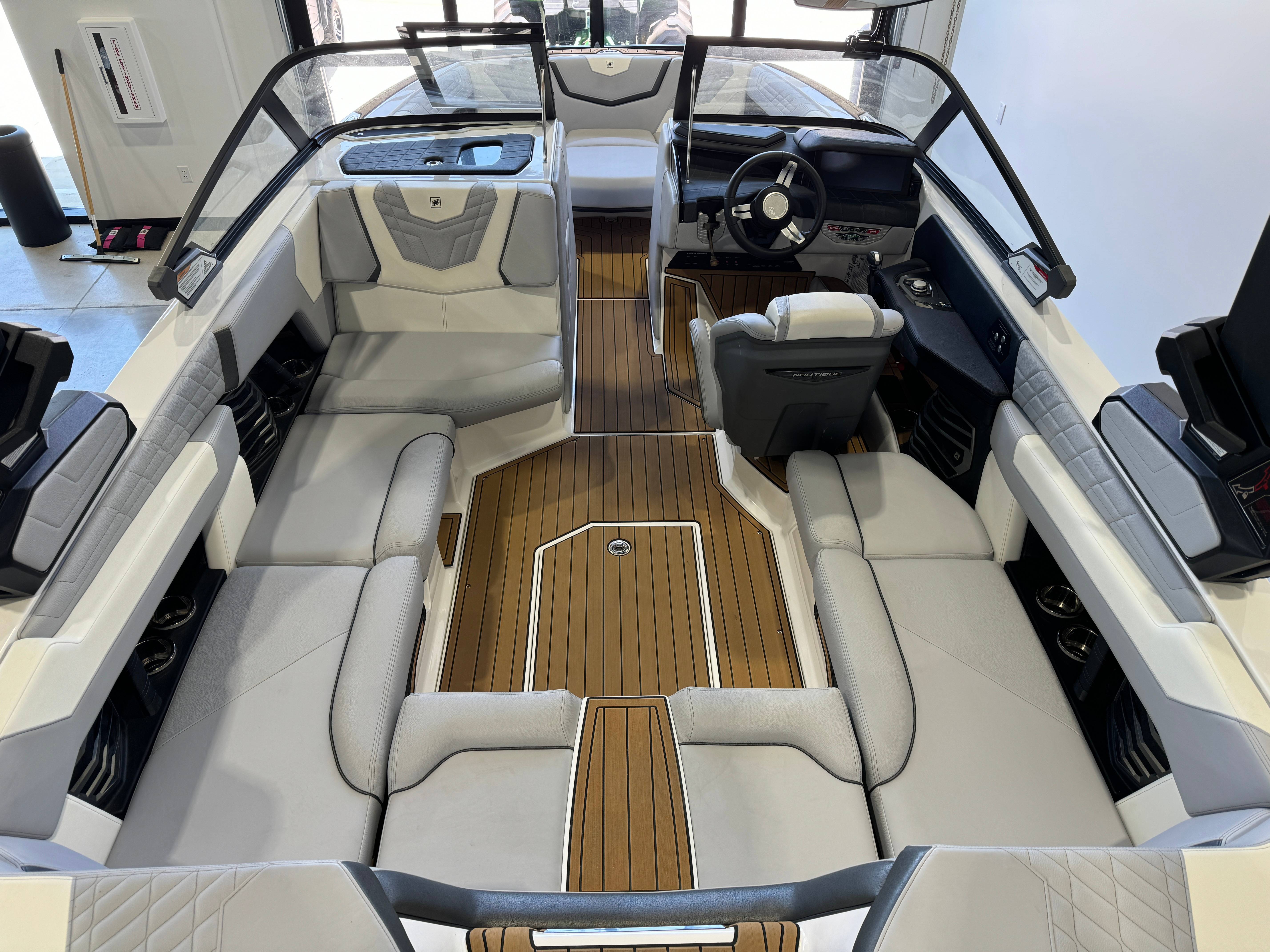 2022 Nautique Super Air Nautique G21