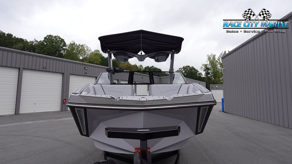 2025 Nautique G23