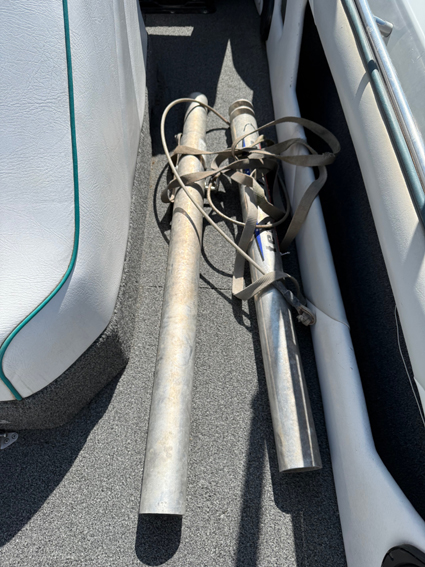 1993 20' Sanger "Skier DX II" Closed Bow
