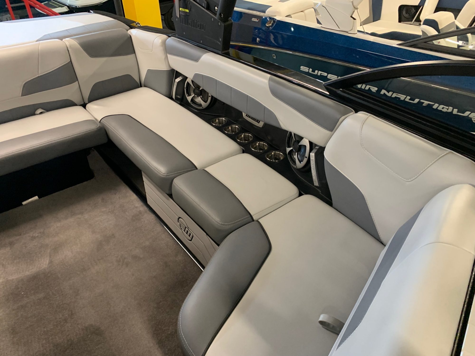 2019 Malibu Wakesetter 22LSV