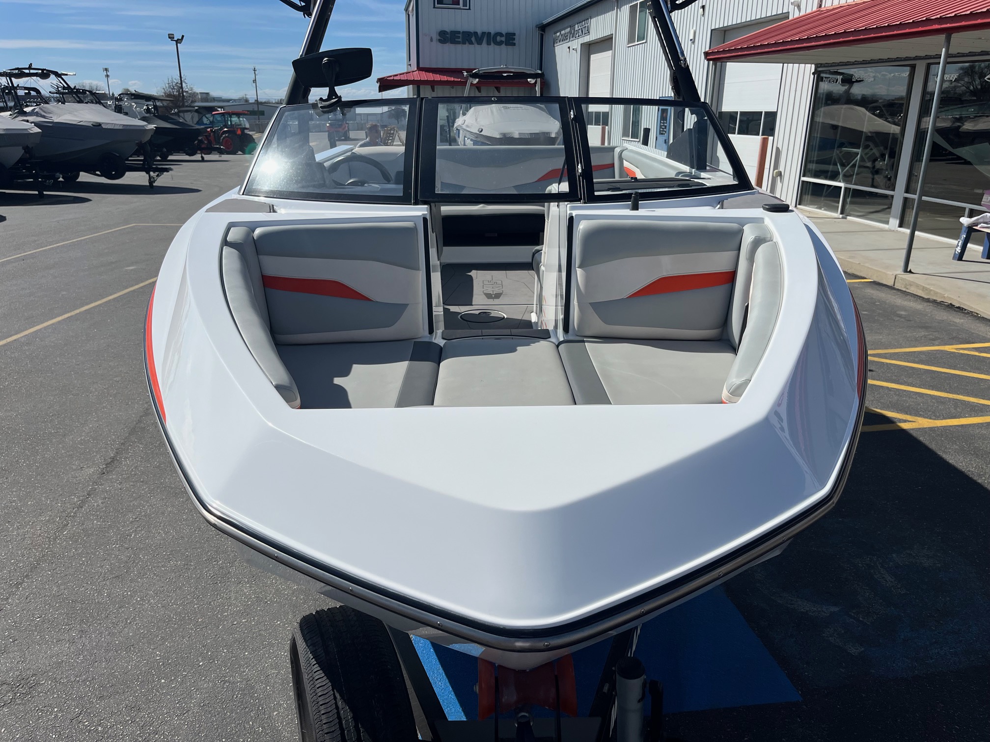 2022 Axis Wake Research T220
