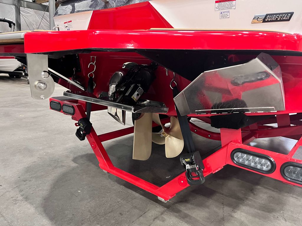 2025 MasterCraft XT22