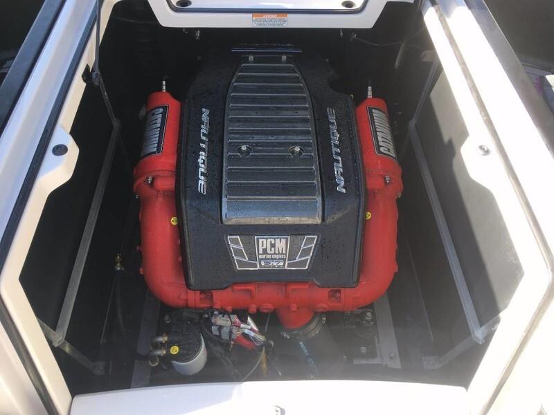Super Clean 2014 Super Air Nautique 230 Icon