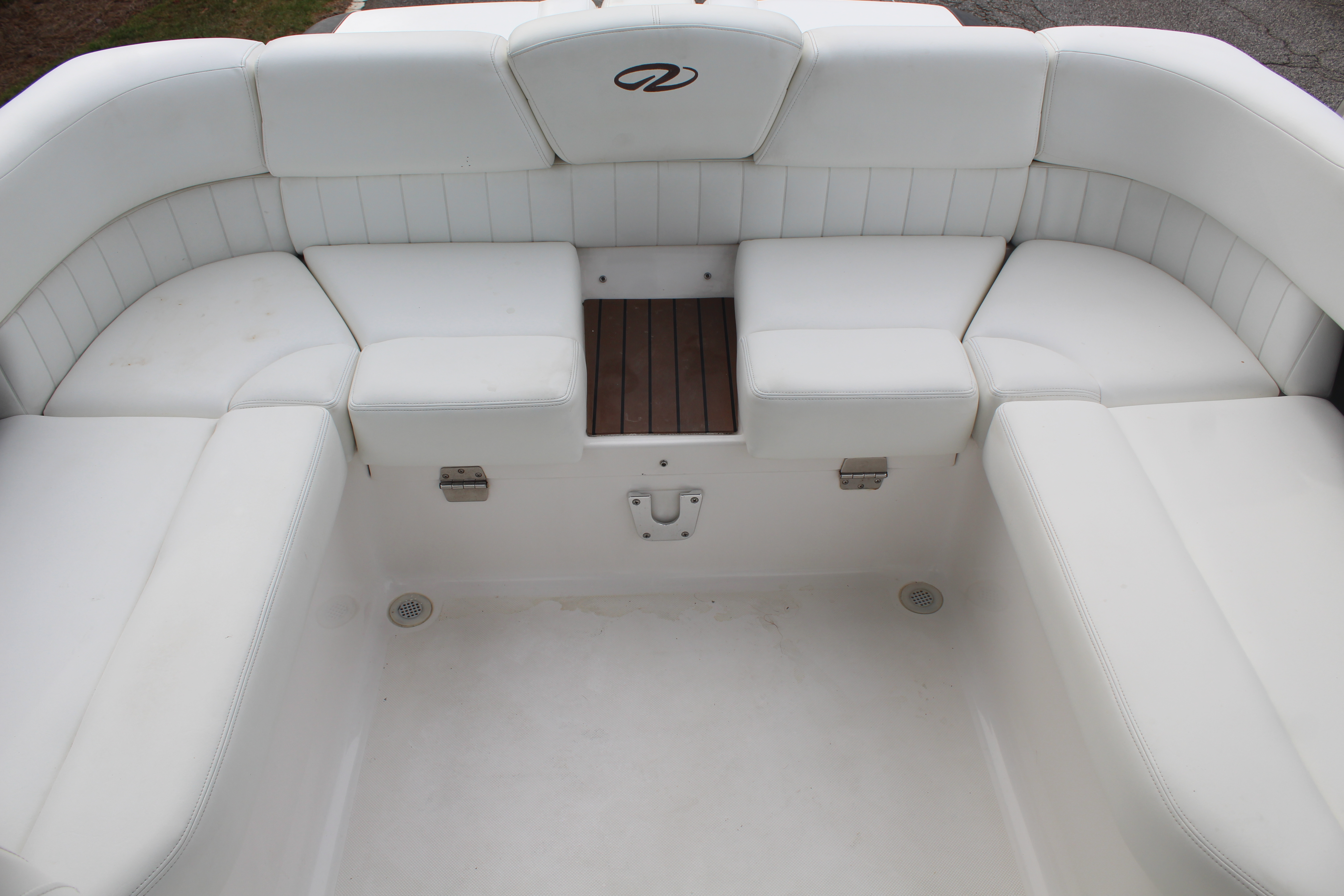 2012 Regal 2300