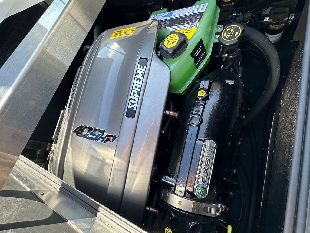 2024 Supreme Boats S220