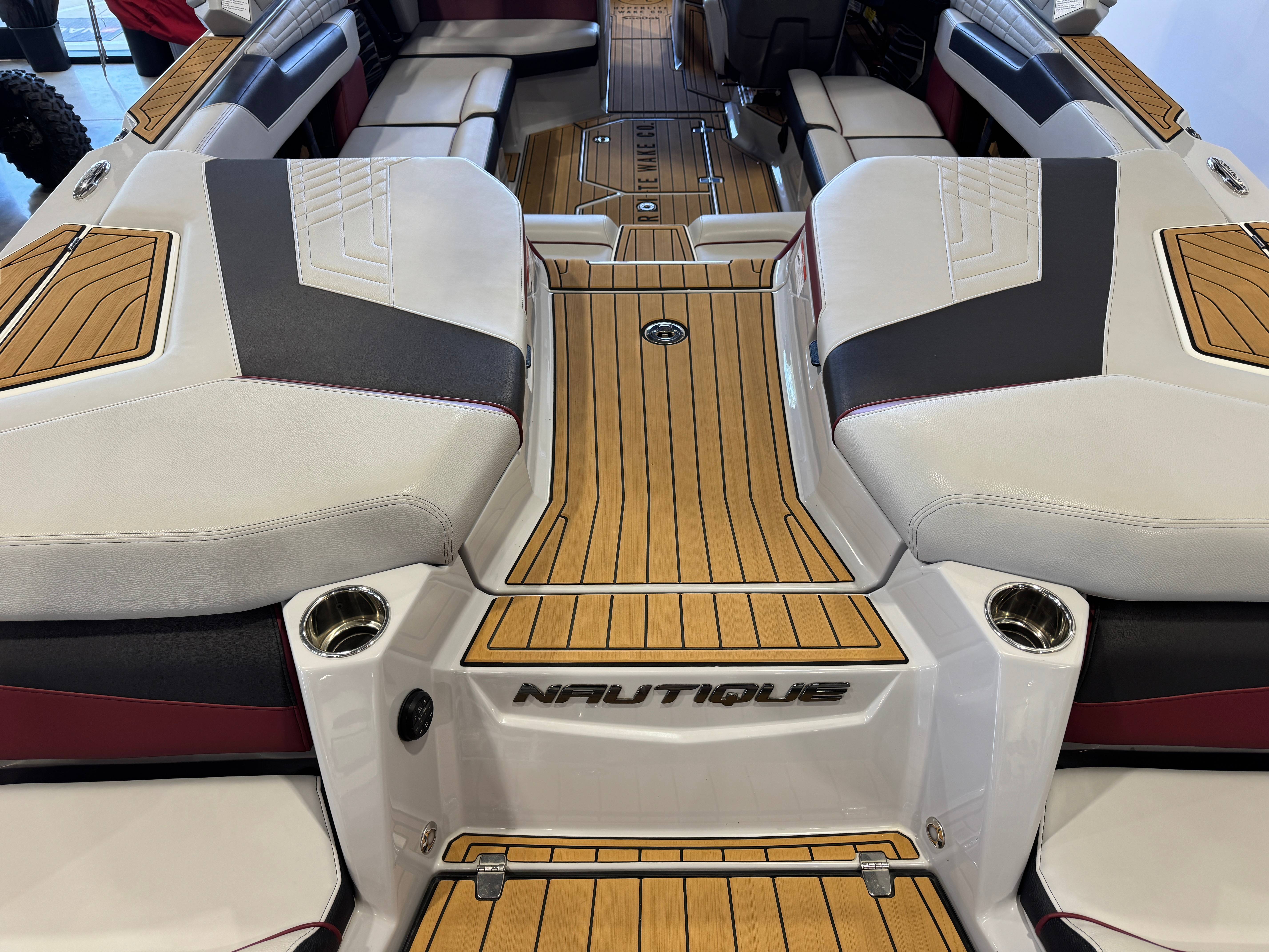2023 Nautique Super Air Nautique G23