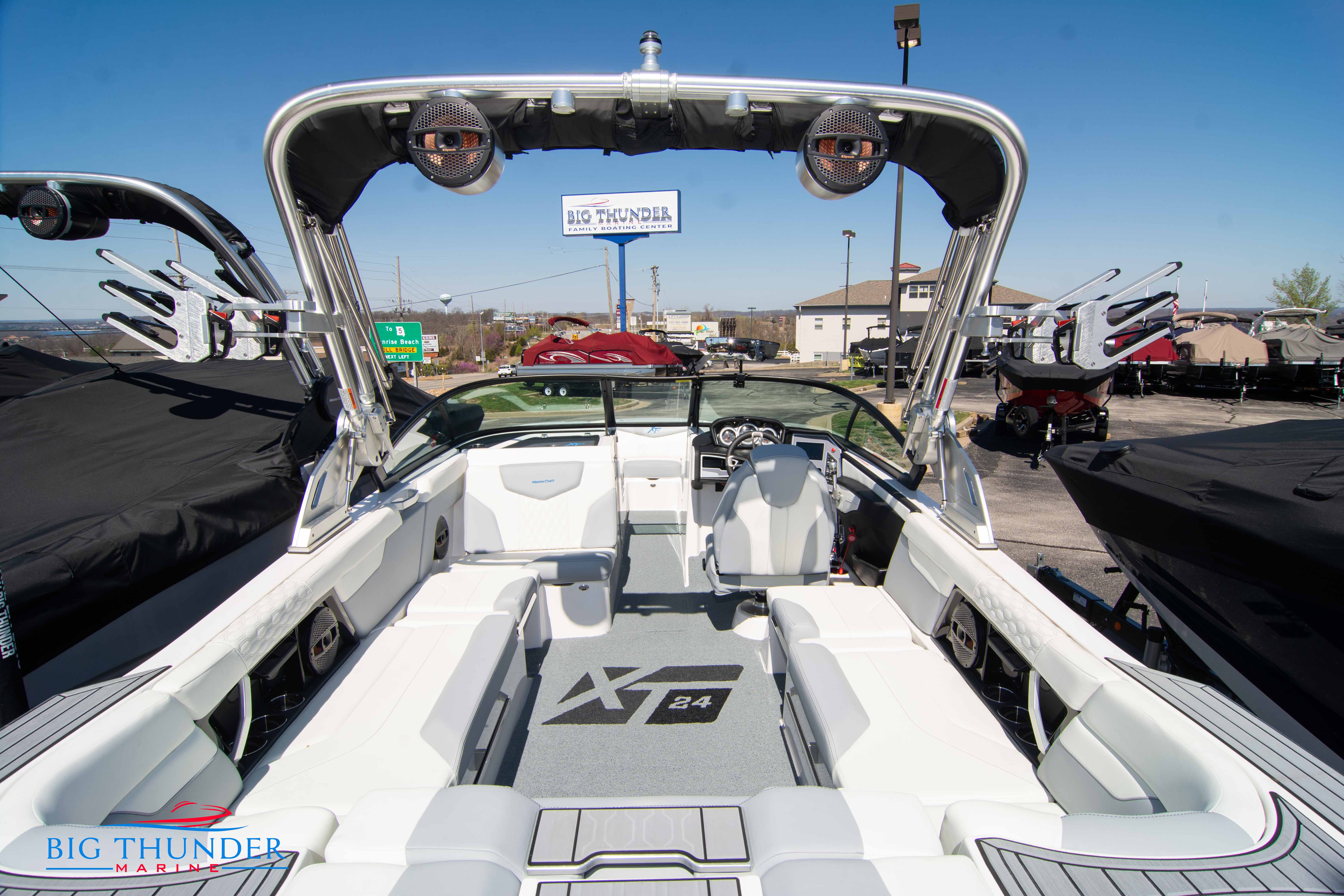 2023 Mastercraft XT24