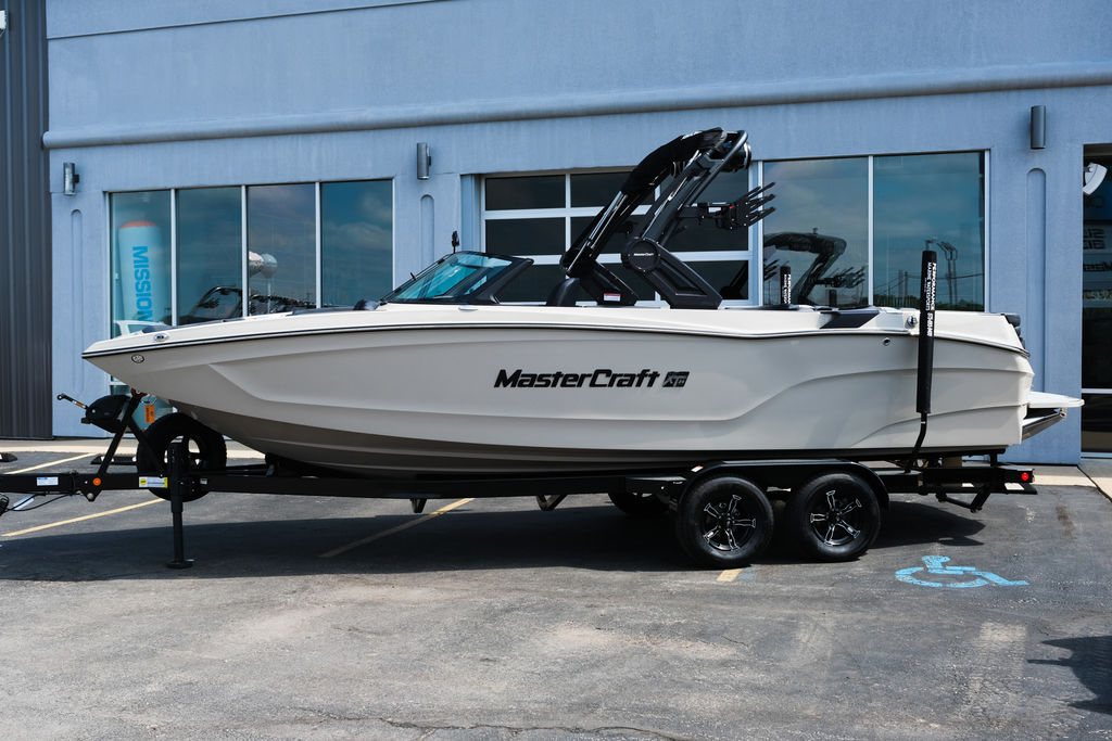 2025 MasterCraft XT24 Icon