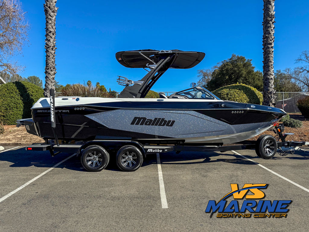 2025 Malibu Boats 23 LSV