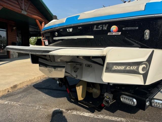 2016 Malibu 23 LSV – S7860