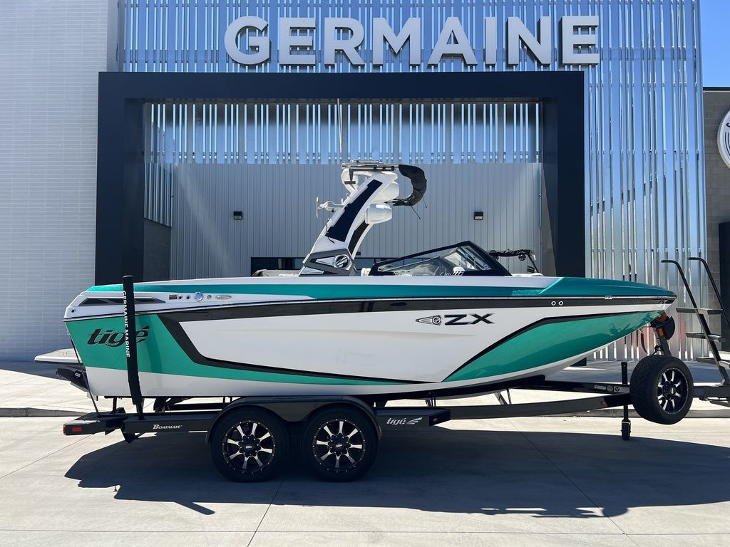 boat.Title